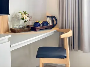 Quầy trà cafe sang trọng dùng để tiếp khách tại phòng Bích Động Hotel